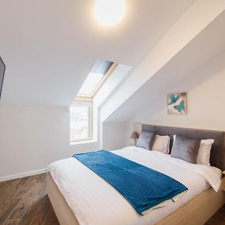 Skylight Loft Near City Center Oradea Exterior foto