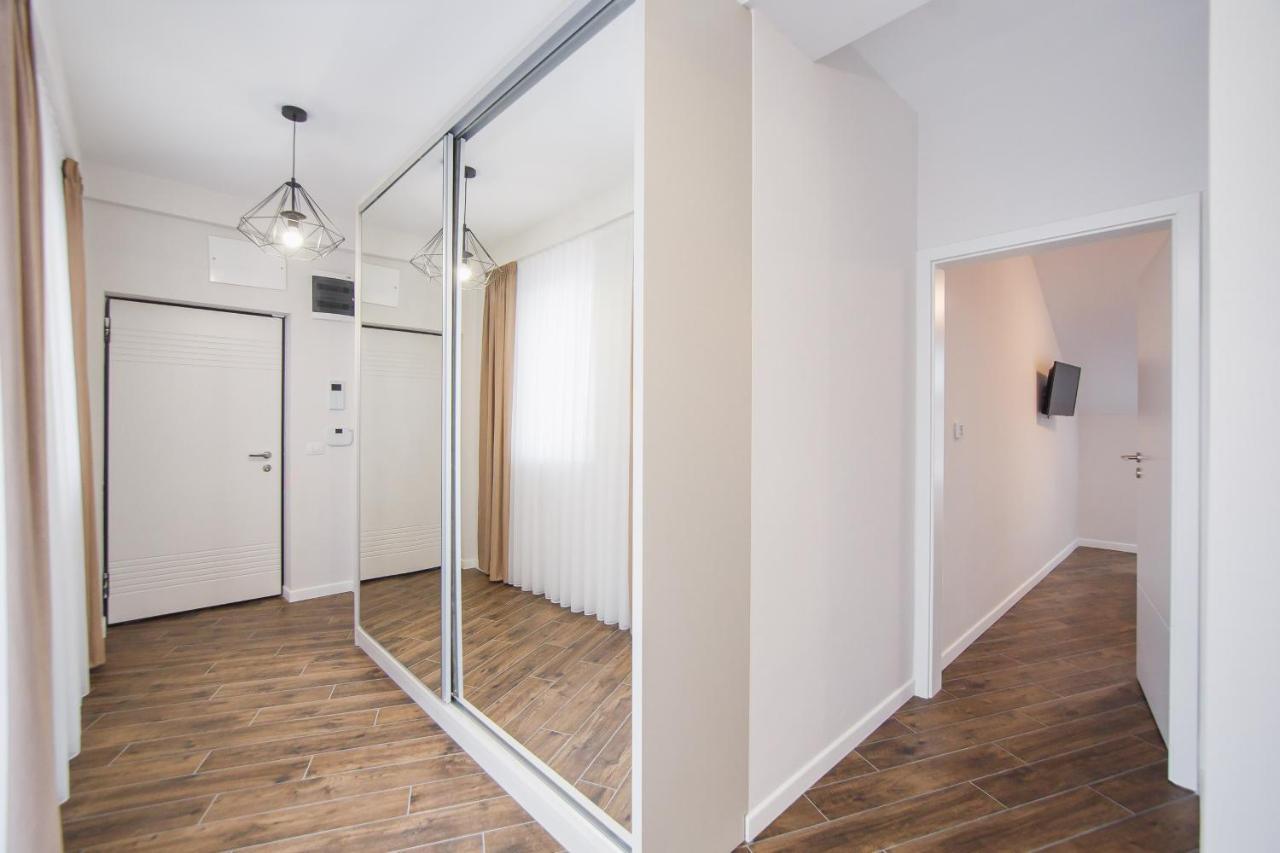 Skylight Loft Near City Center Oradea Exterior foto