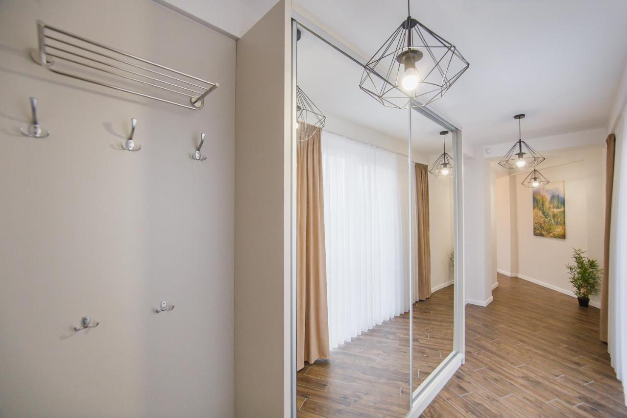 Skylight Loft Near City Center Oradea Exterior foto